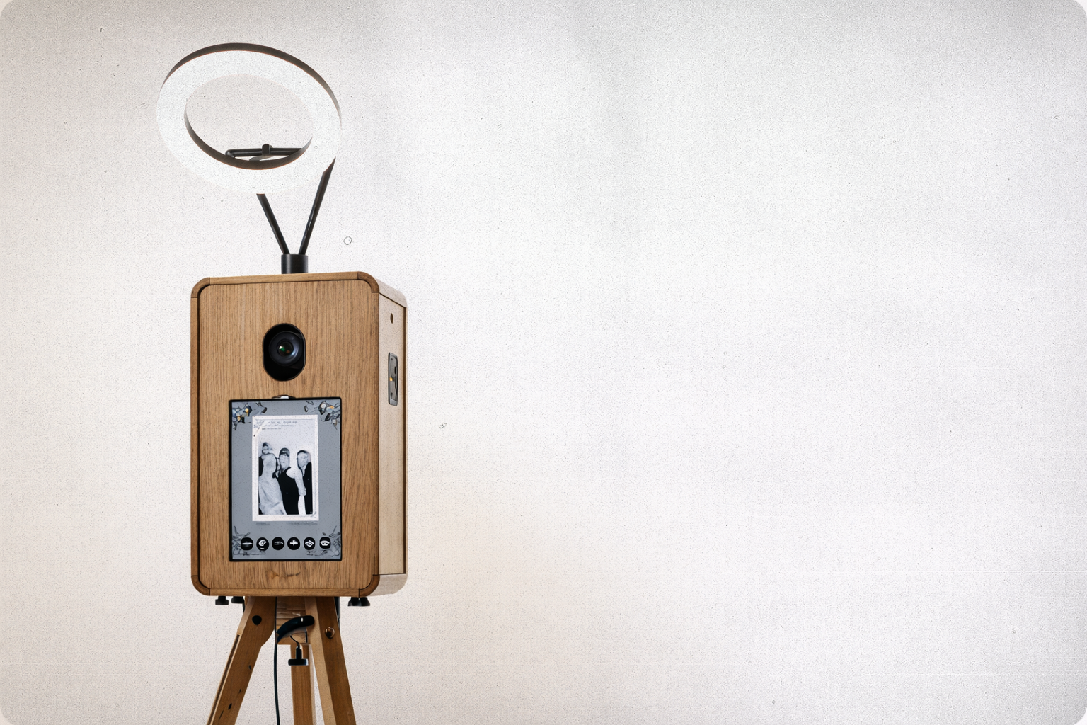 AAGjZJwFQ24 1774341419708